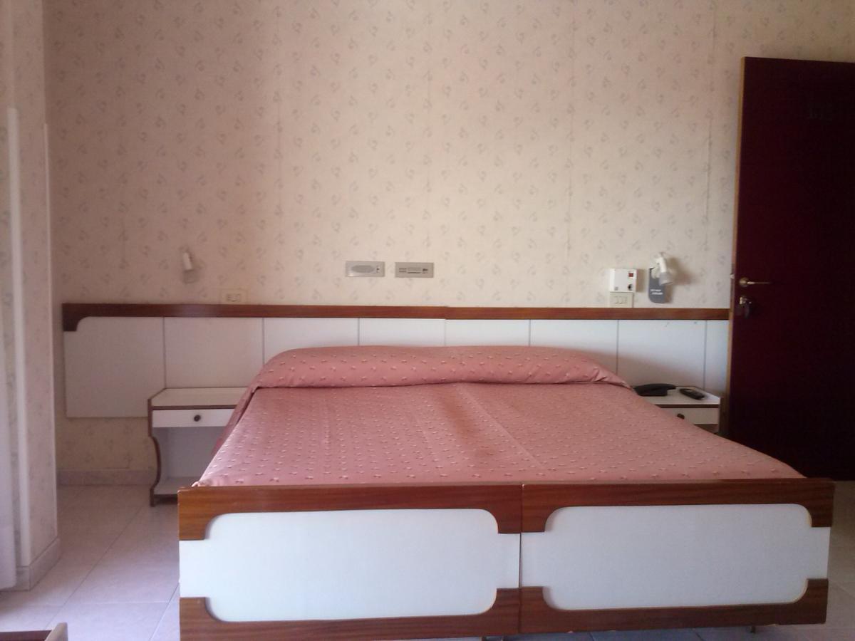 Hotel Silvi Silvi Marina Chambre photo